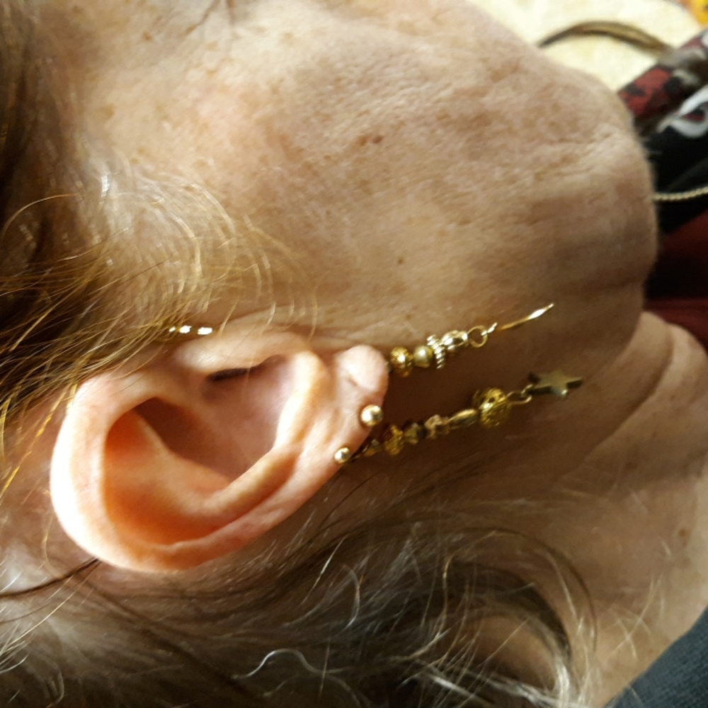 Ear wire - Picture 2 of 2